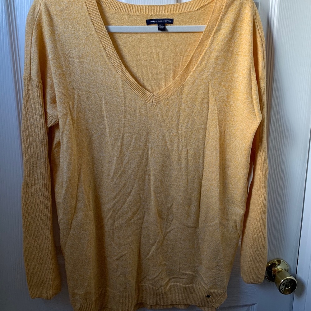 American Eagle sweater
